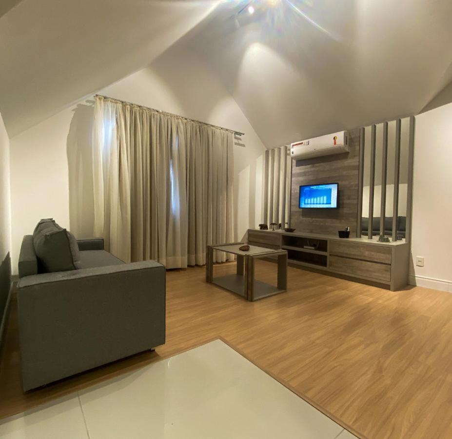 Duplex Novo, Com 02 Suites, Para 06 Pessoas, E 02 Vagas De Garagem Canela Dış mekan fotoğraf
